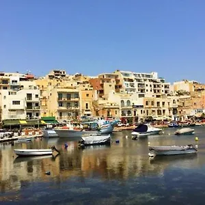 Apartman Ms26 - Spacious Maisonette By The Sea, Marsaskala