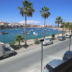  Apartment Aquamarine Sea Front - First Floor
